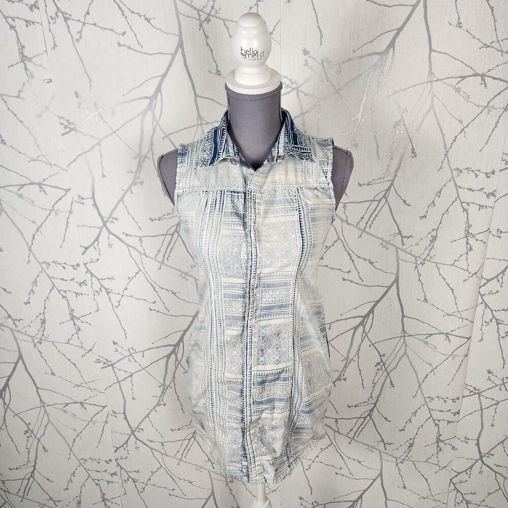 Hudson Light Wash Printed Cotton Stretch Snap Closure Collared Tank